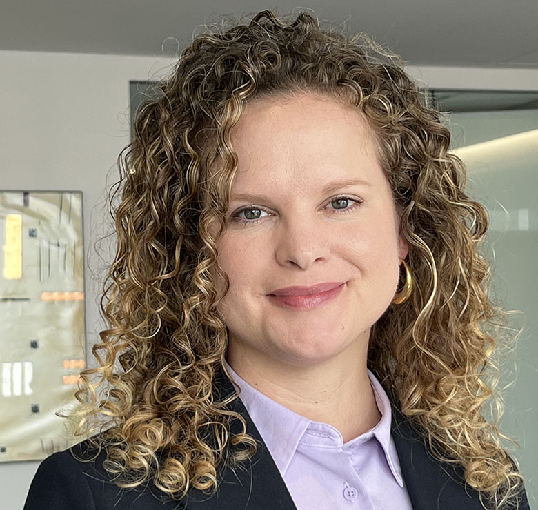Meredith Simons Headshot