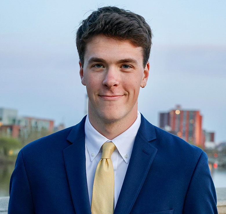 Liam Bendicksen